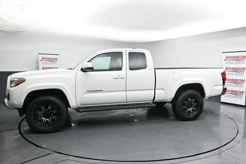 Super White 2018 Toyota Tacoma SR5