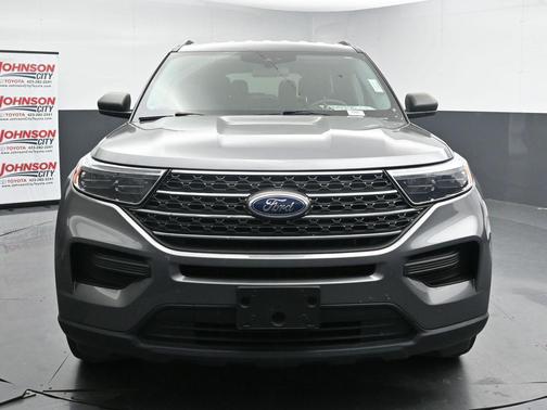 Carbonized Gray Metallic 2022 Ford Explorer XLT