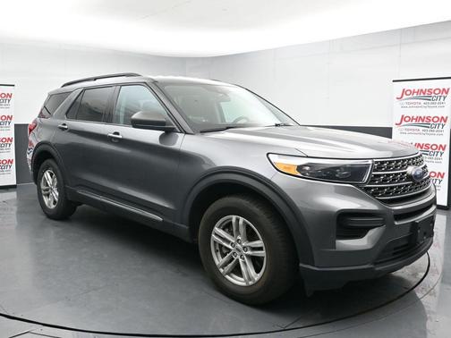 Carbonized Gray Metallic 2022 Ford Explorer XLT