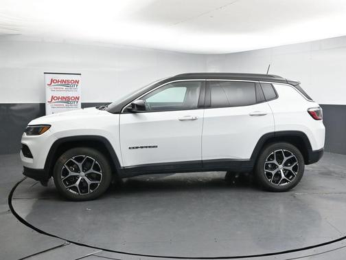 Bright White Clearcoat 2024 Jeep Compass Limited