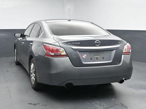 Gun Metallic 2015 Nissan Altima 2.5 S