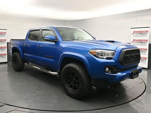 Blazing Blue Pearl 2017 Toyota Tacoma TRD Sport