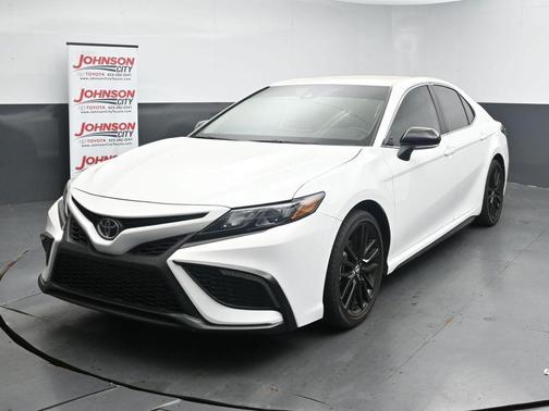 Ice Cap 2024 Toyota Camry SE