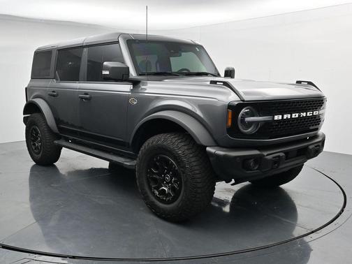Carbonized Gray Metallic 2023 Ford Bronco Wildtrak