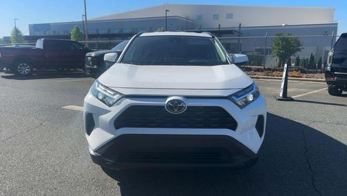Ice Cap 2023 Toyota RAV4 XLE