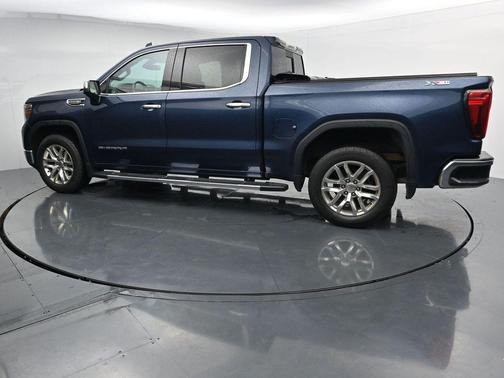 Pacific Blue Metallic 2021 GMC Sierra 1500 SLT
