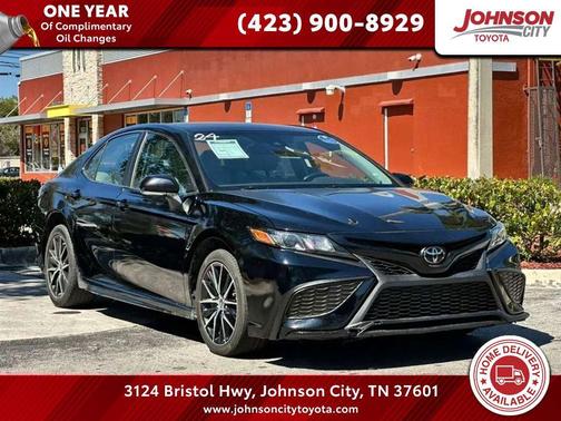 Midnight Black Metallic 2023 Toyota Camry SE