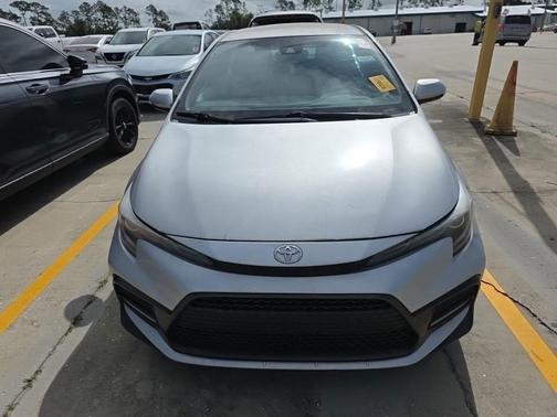 Classic Silver Metallic 2021 Toyota Corolla SE