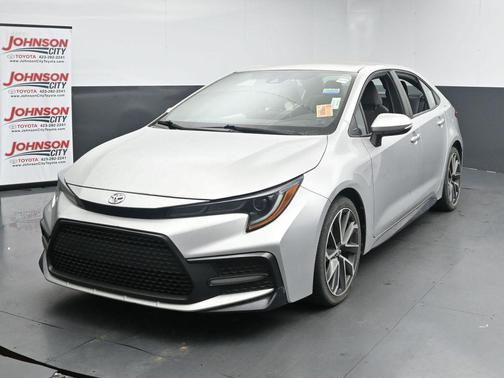 Classic Silver Metallic 2021 Toyota Corolla SE