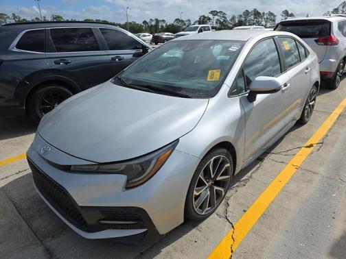 Classic Silver Metallic 2021 Toyota Corolla SE