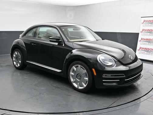 2017 Volkswagen Beetle 1.8T SEL