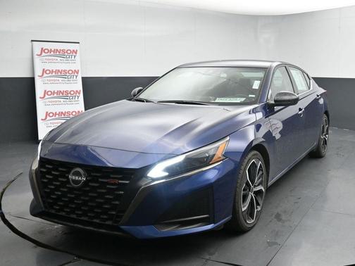 2023 Nissan Altima SR FWD