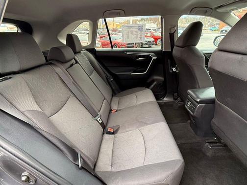 Magnetic Gray Metallic 2022 Toyota RAV4 XLE