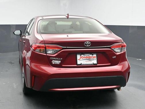 Ruby Flare Pearl 2022 Toyota Corolla LE