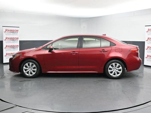 Ruby Flare Pearl 2022 Toyota Corolla LE