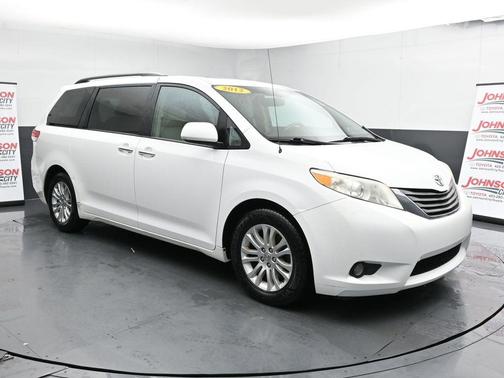 2012 Toyota Sienna XLE