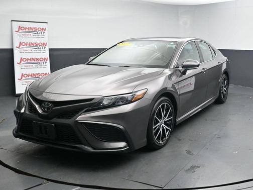 Predawn Gray Mica 2023 Toyota Camry SE