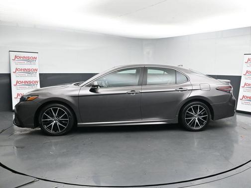 Predawn Gray Mica 2023 Toyota Camry SE