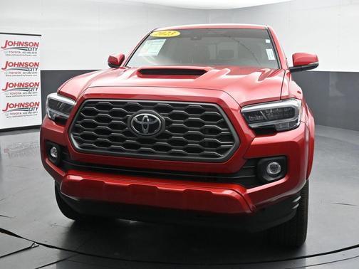 Barcelona Red Metallic 2023 Toyota Tacoma TRD Sport