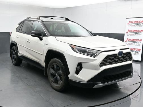 2019 Toyota RAV4 Hybrid SE