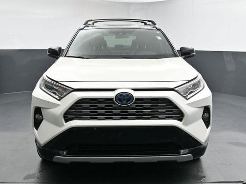 2019 Toyota RAV4 Hybrid SE
