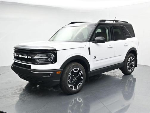 Oxford White 2021 Ford Bronco Sport Outer Banks