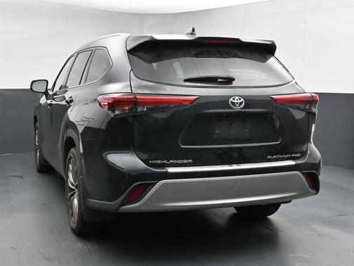 2020 Toyota Highlander Platinum