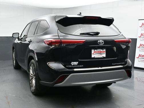 2020 Toyota Highlander Platinum