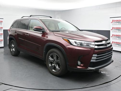 Maroon 2018 Toyota Highlander