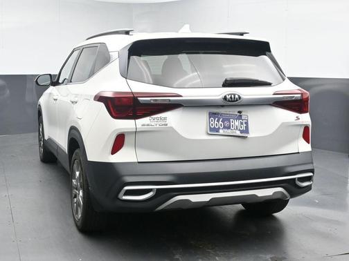2021 Kia Seltos S