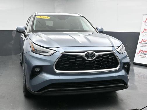 Moon Dust 2020 Toyota Highlander XLE