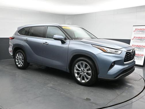 Moon Dust 2020 Toyota Highlander XLE