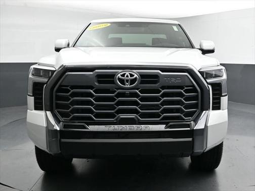 2025 Toyota Tundra Hybrid Platinum