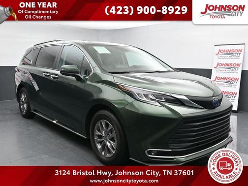 2023 Toyota Sienna XLE
