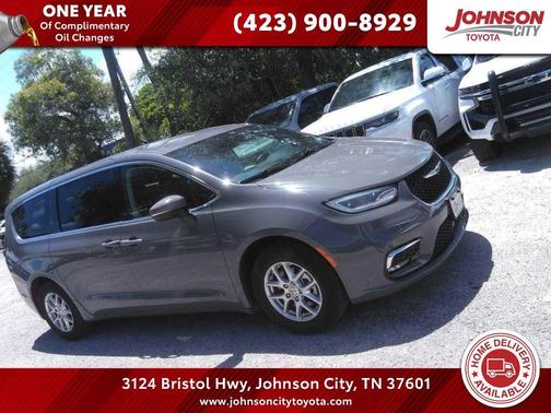 Ceramic Gray Clearcoat 2023 Chrysler Pacifica Touring L