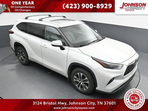 Wind Chill Pearl 2022 Toyota Highlander XLE