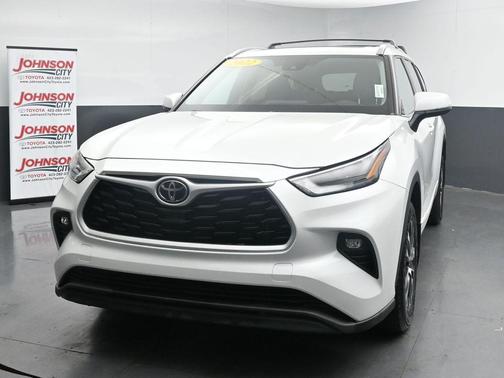 Wind Chill Pearl 2022 Toyota Highlander XLE