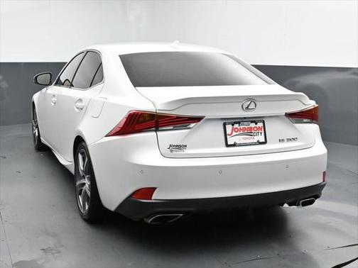 2018 Lexus IS 300 Base