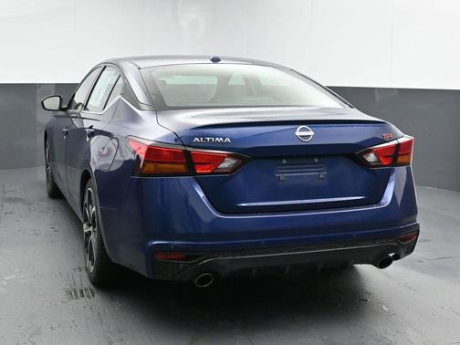 2023 Nissan Altima SR FWD