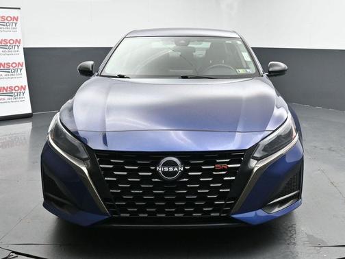 2023 Nissan Altima SR FWD