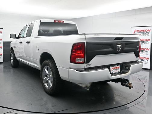 Bright White Clearcoat 2018 RAM 1500 Express