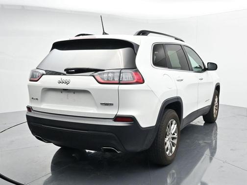 Bright White Clearcoat 2022 Jeep Cherokee Latitude Lux