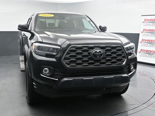 2022 Toyota Tacoma TRD Off-Road