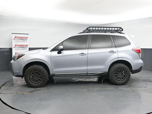 Ice Silver Metallic 2018 Subaru Forester 2.0XT Touring