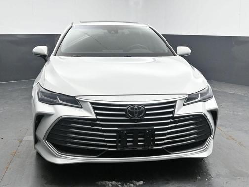 2022 Toyota Avalon Limited
