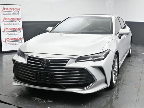 2022 Toyota Avalon Limited