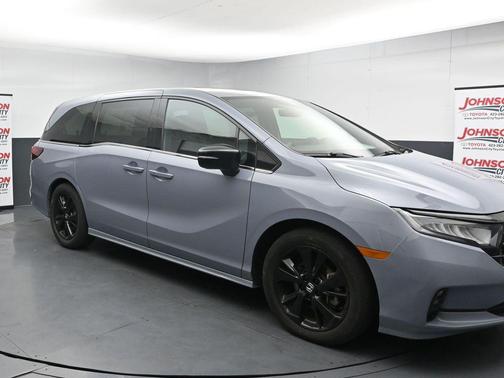 Sonic Gray Pearl 2024 Honda Odyssey Sport