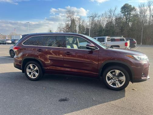 2017 Toyota Highlander Limited