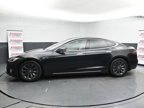 2018 Tesla Model S 75D