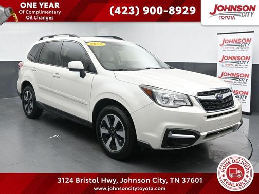 Crystal White Pearl 2017 Subaru Forester 2.5i Premium